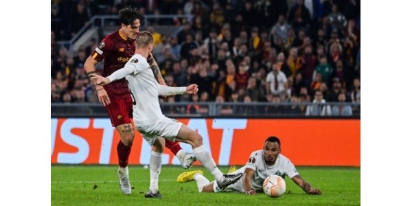 Roma talent hjælper holdet videre